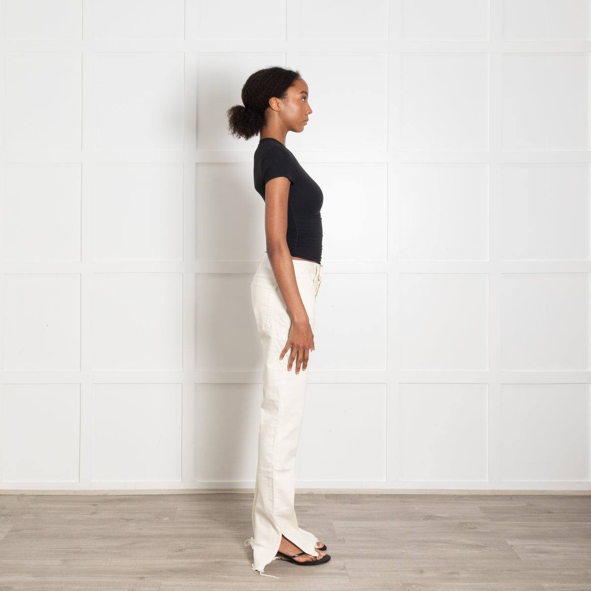 Anine Bing Cream Jeans With  A Raw Hem