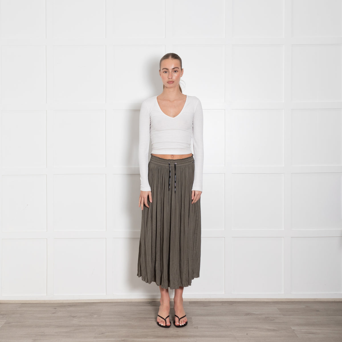 Marc Cain Khaki Pleated Elasticated Waist Long Skirt