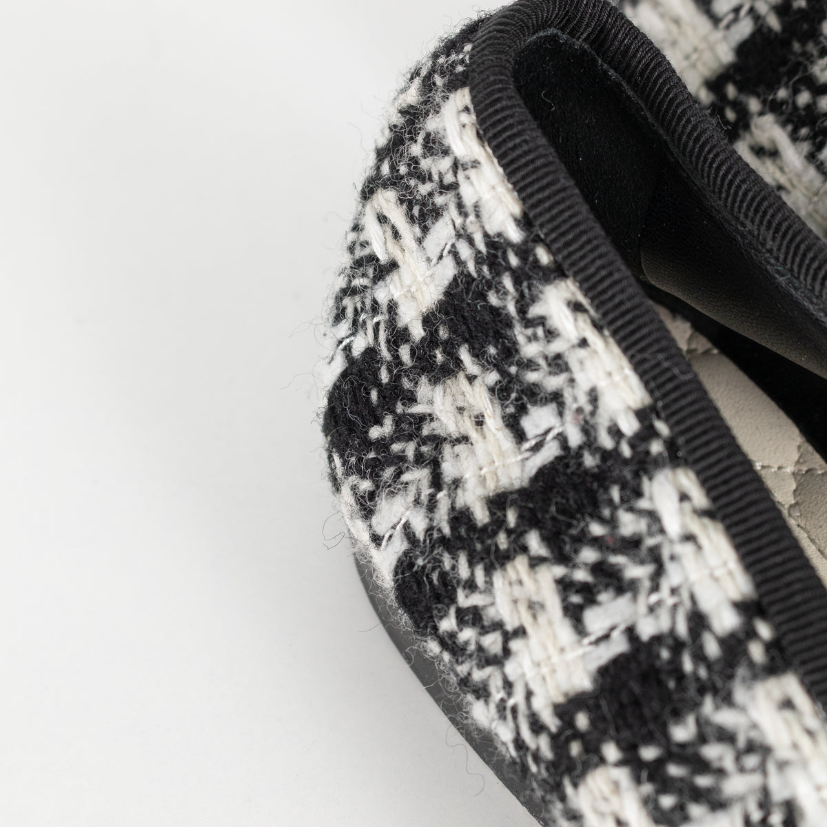 Chanel Black White CC Tweed Ballerinas
