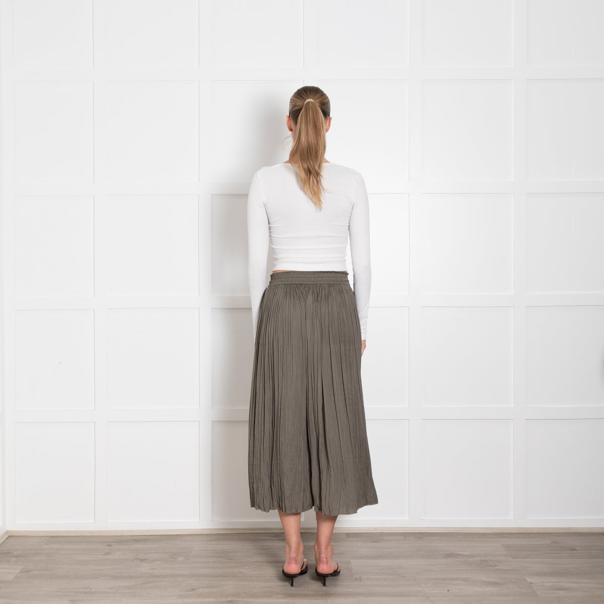 Marc Cain Khaki Pleated Elasticated Waist Long Skirt