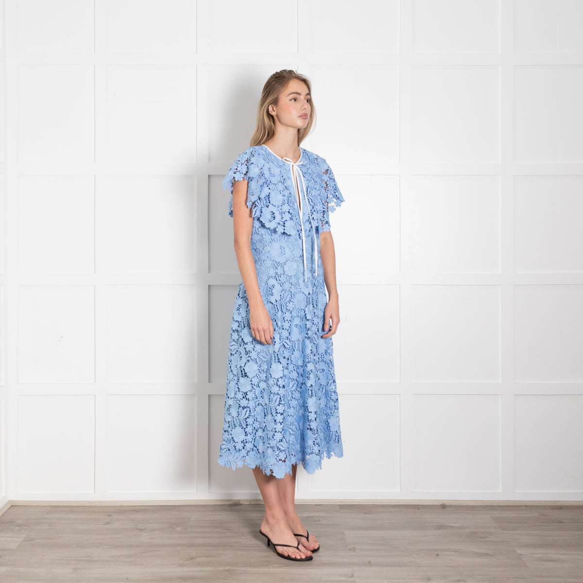Lela Rose Pale Blue Lace White Trim Sleeveless Midi Dress