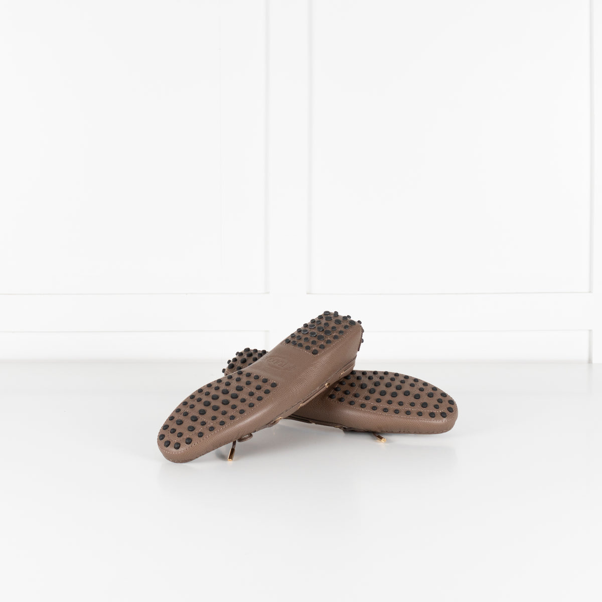 Tod's Gommino Bow Detail Beige Flat Loafers