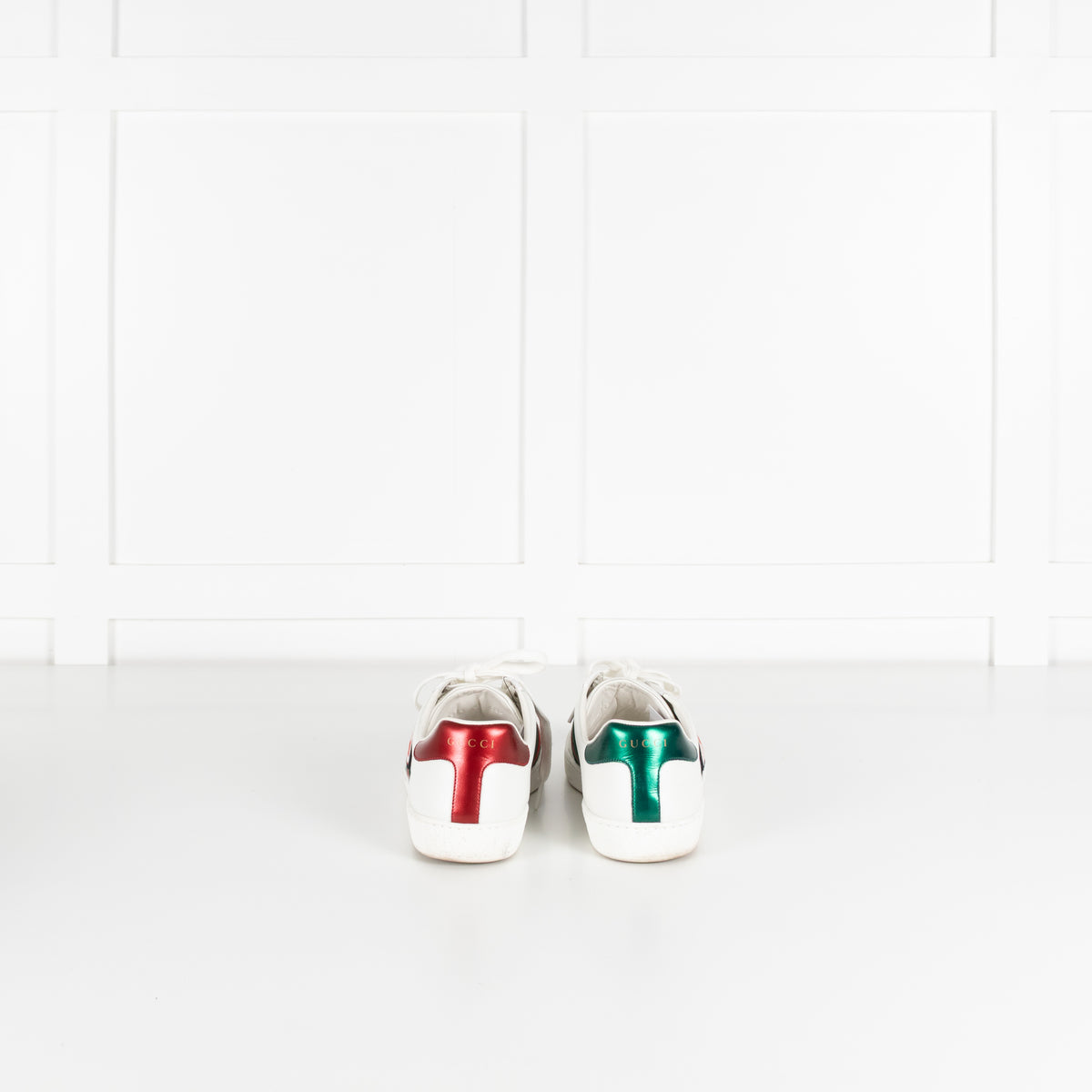 Gucci White Ace Low GG Apple Patch Leather Trainers