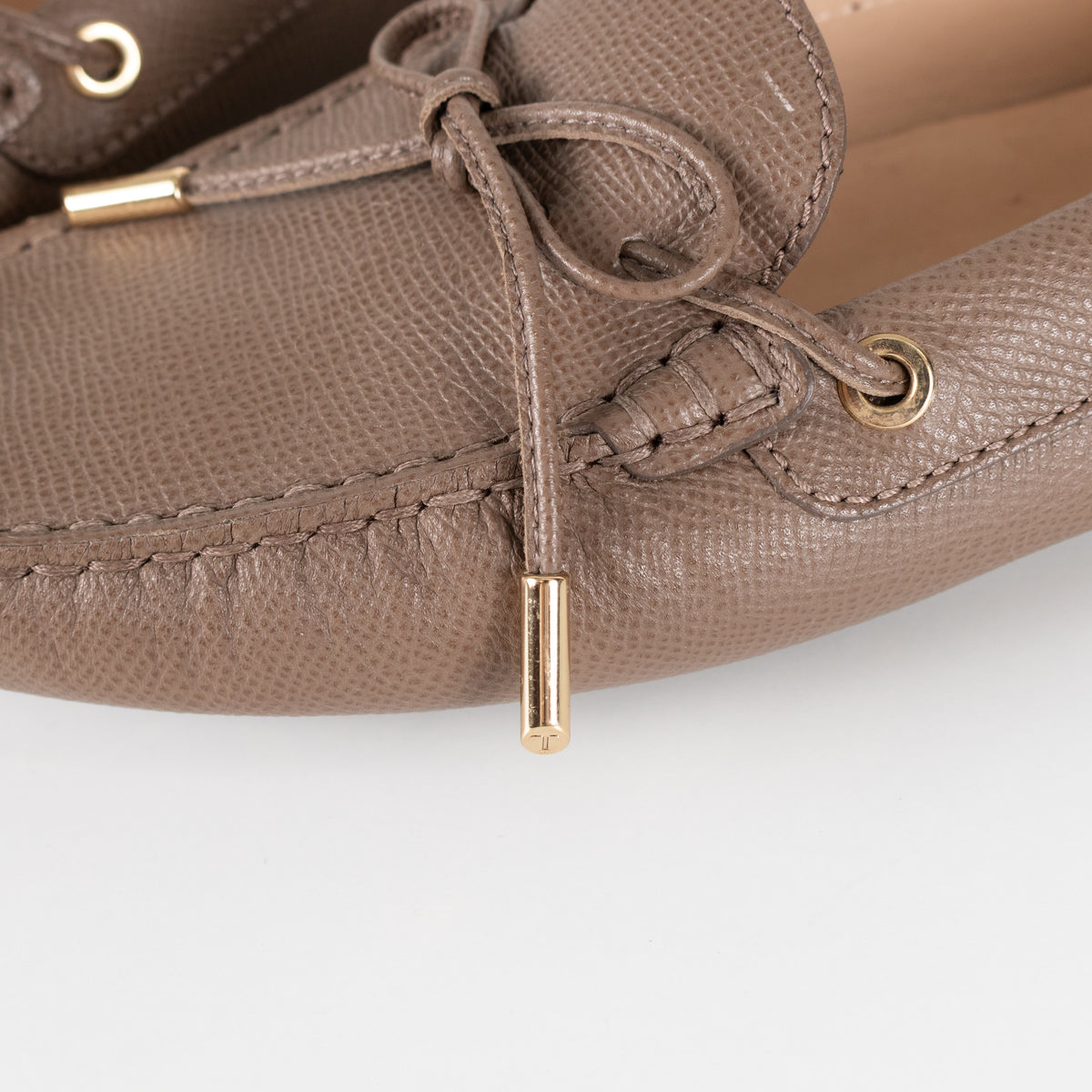 Tod's Gommino Bow Detail Beige Flat Loafers