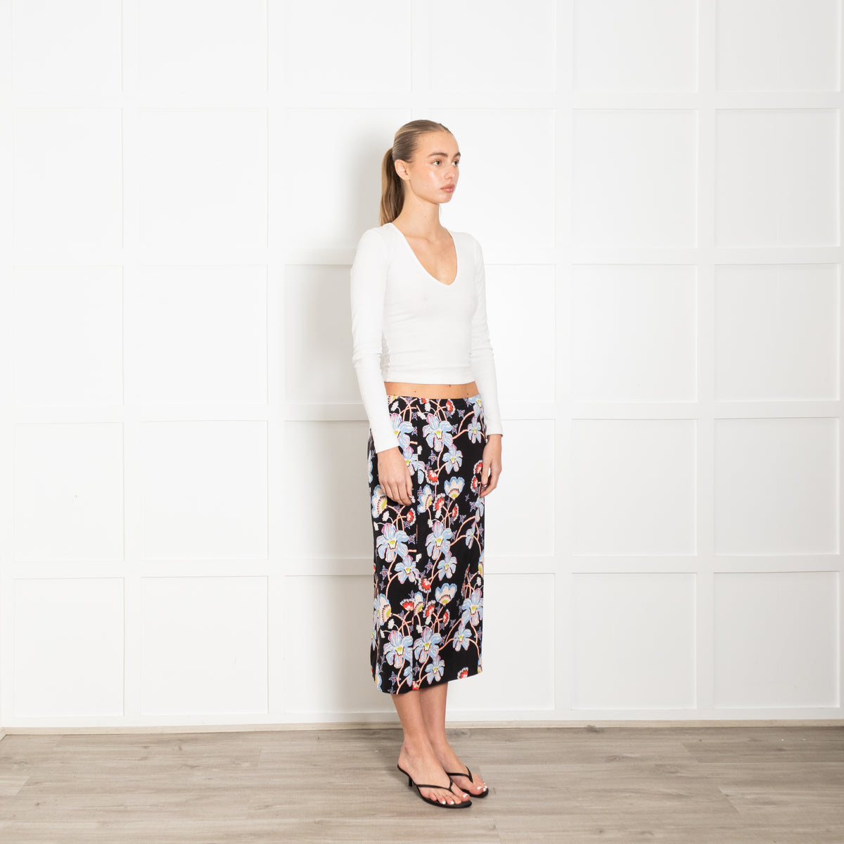Diane Von Furstenberg Black Blue Red Flower Mix Pencil Skirt
