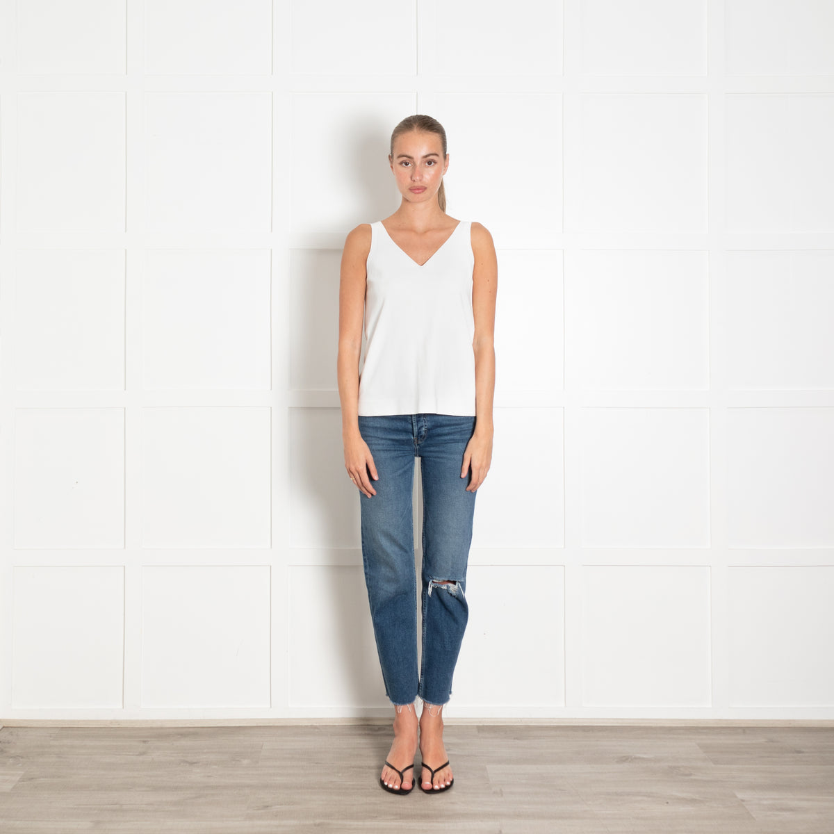 D'Exterior White Fine Knit Vest Top