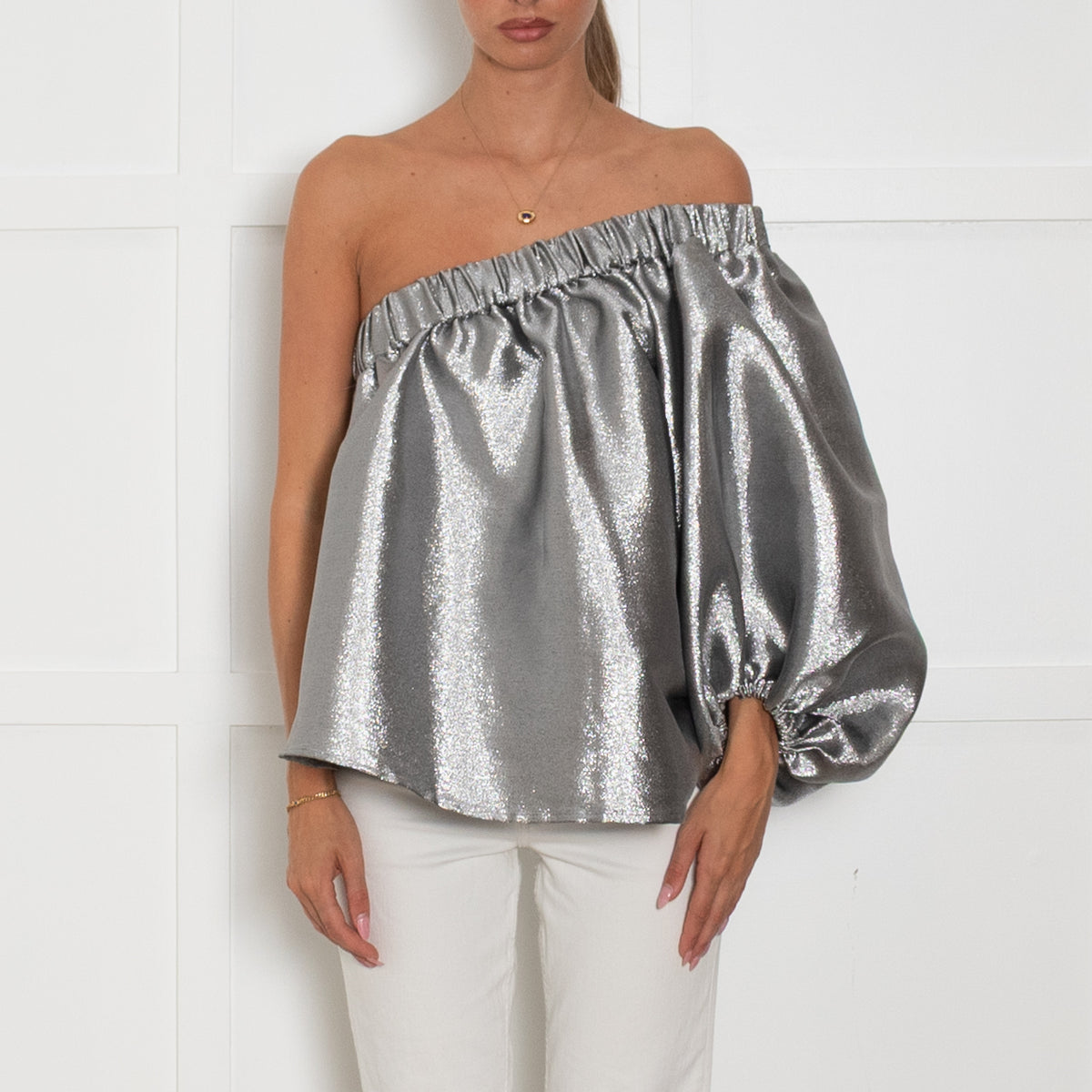 Art Club 101/120 Silver Glitter One Shoulder Top