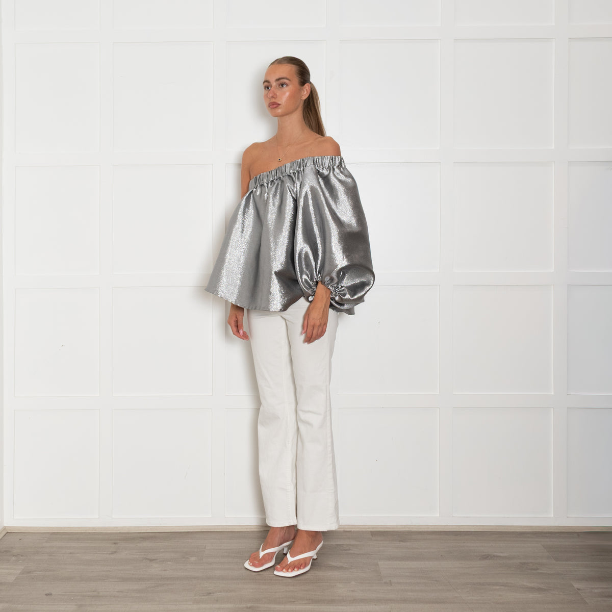 Art Club 101/120 Silver Glitter One Shoulder Top