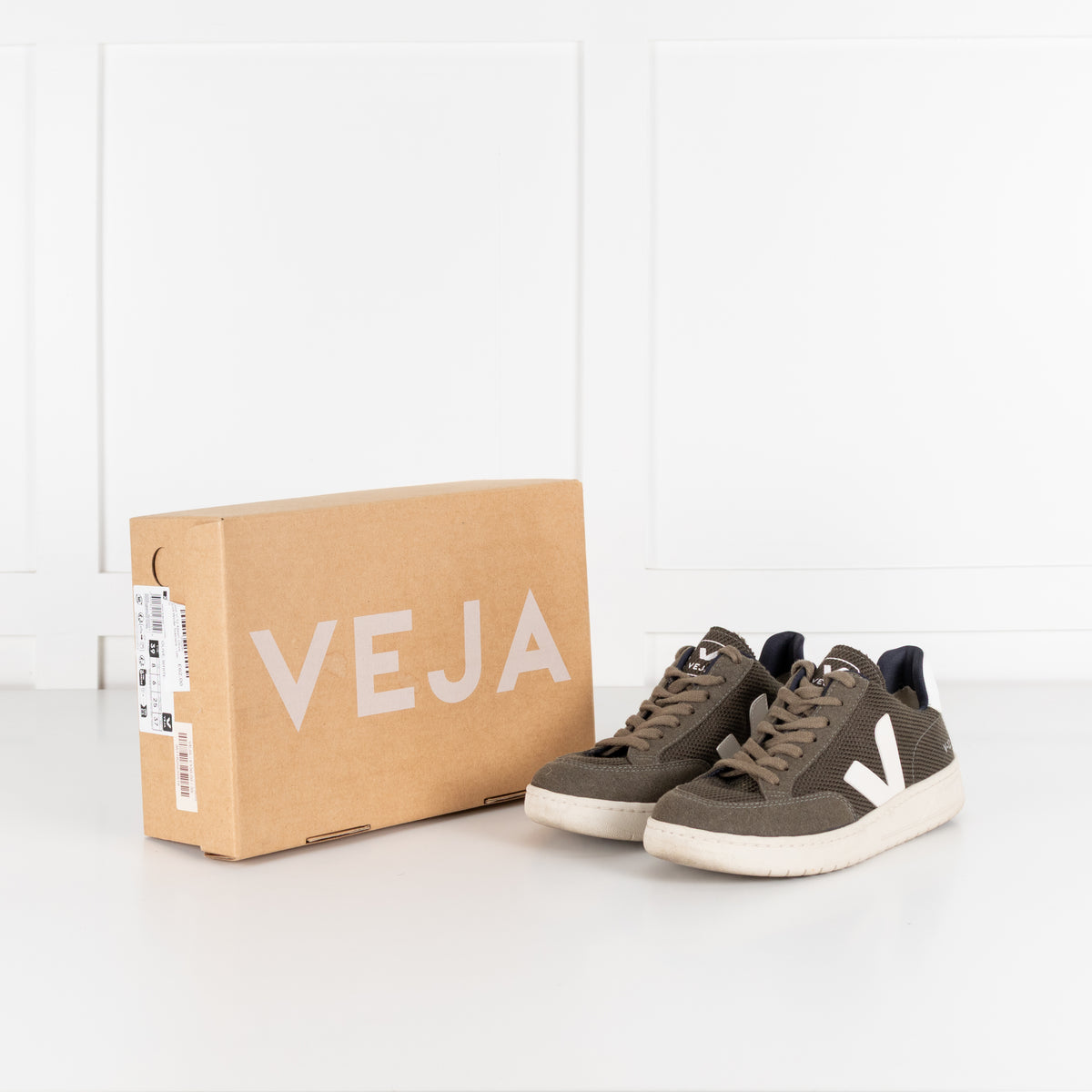 Veja V-12 Mesh Olive And White Trainers