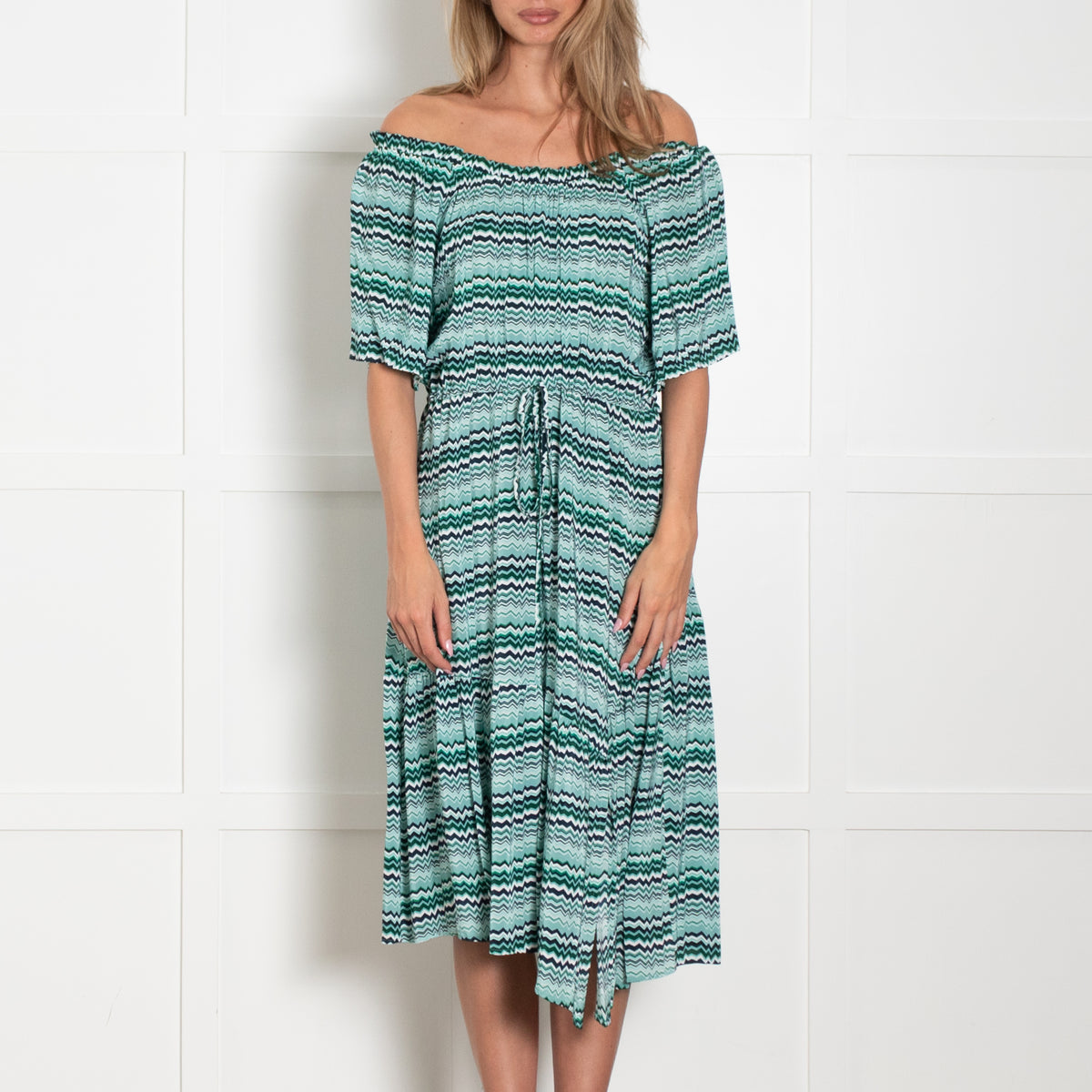 Cefinn Black & Zig Zag Midi Dress