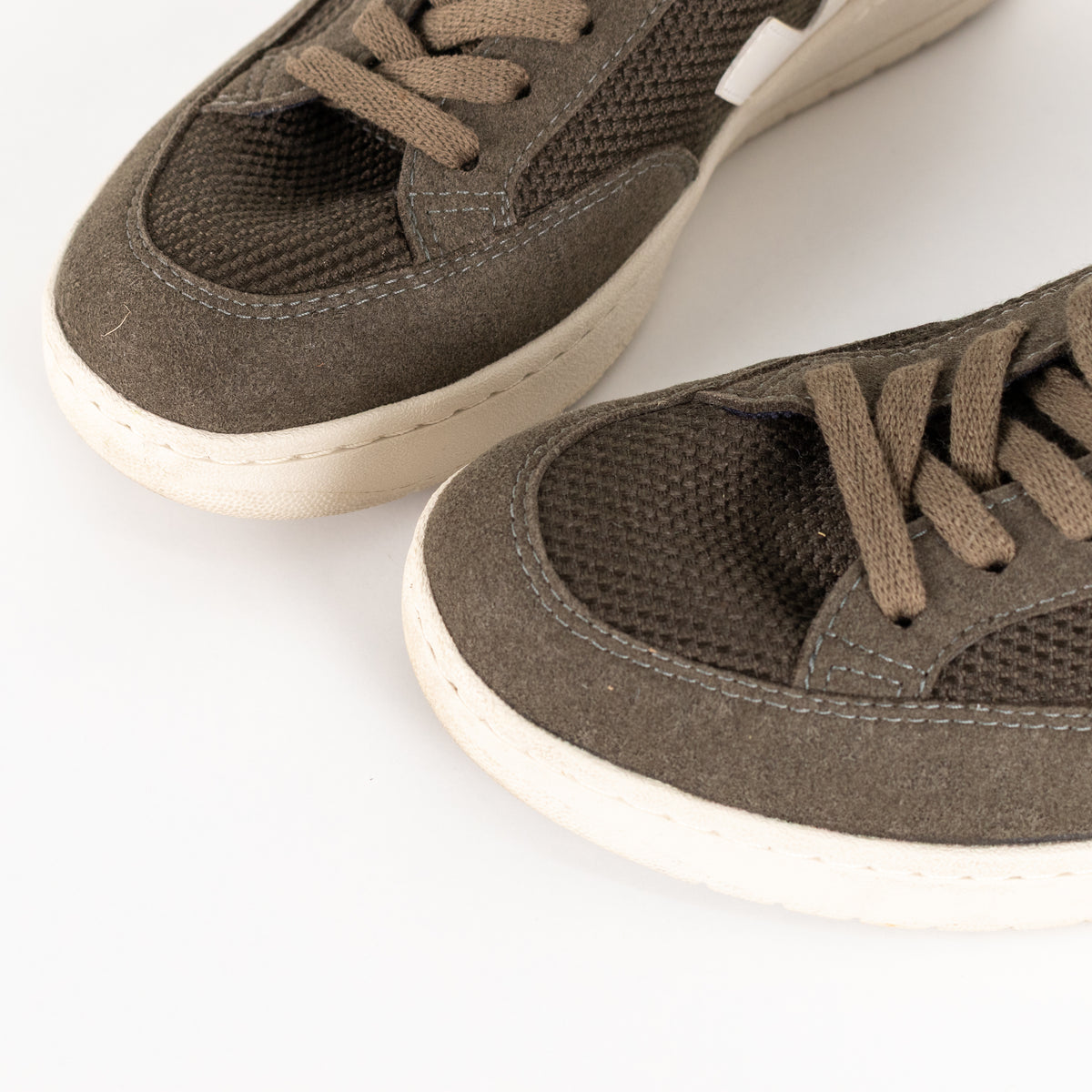 Veja V-12 Mesh Olive And White Trainers