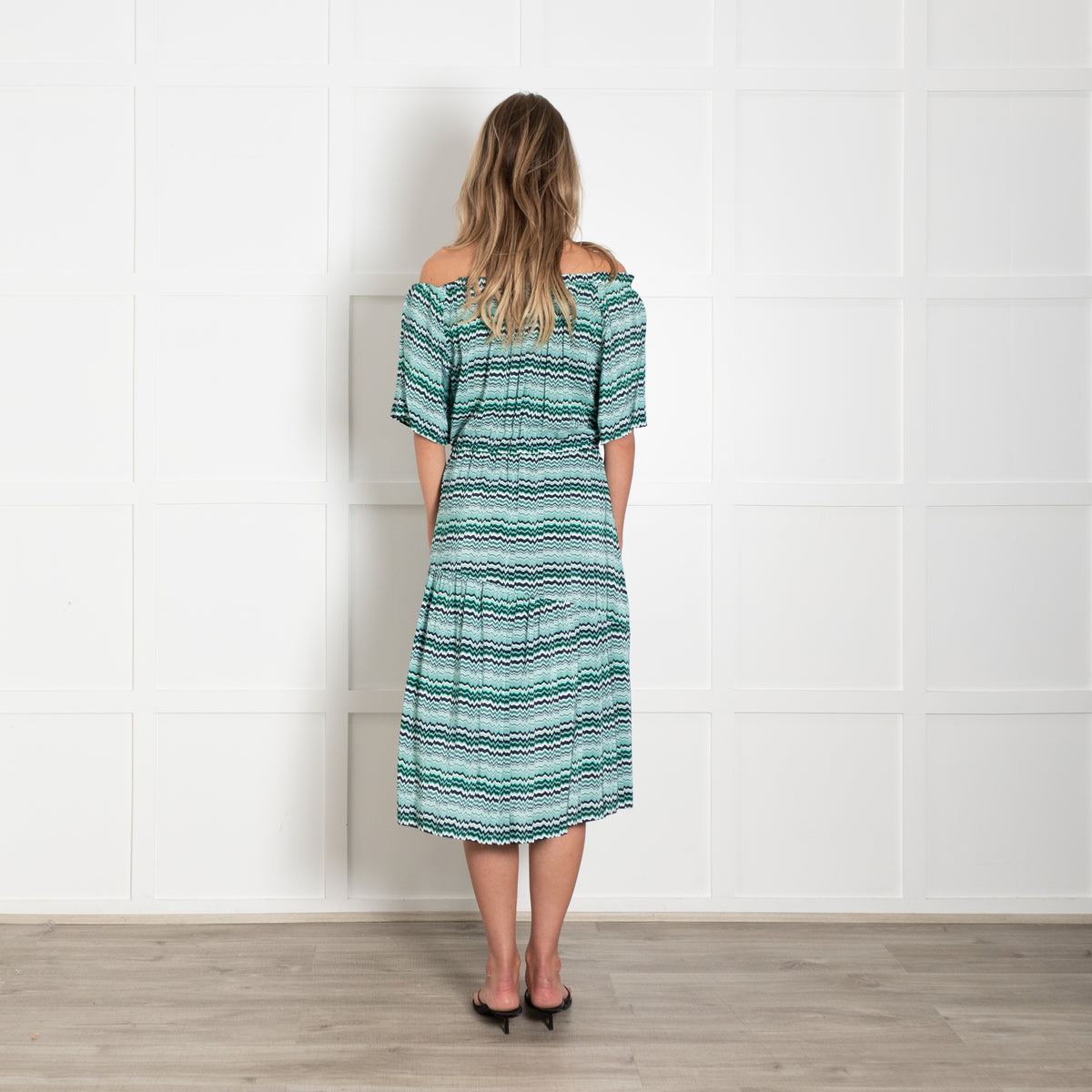 Cefinn Black & Zig Zag Midi Dress