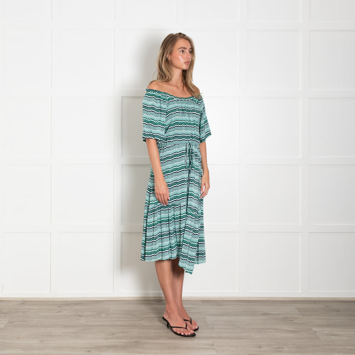 Cefinn Black & Zig Zag Midi Dress