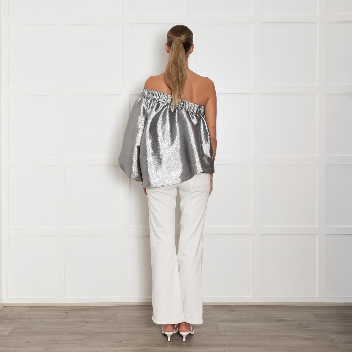 Art Club 101/120 Silver Glitter One Shoulder Top