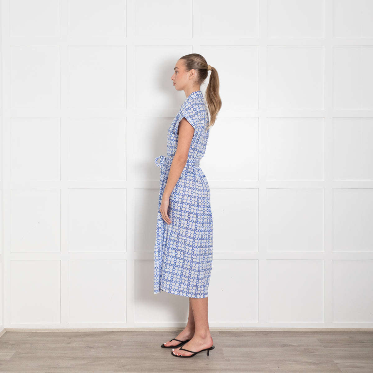 Zen Ethic Blue White Patterned Sleeveless Shirt Dress