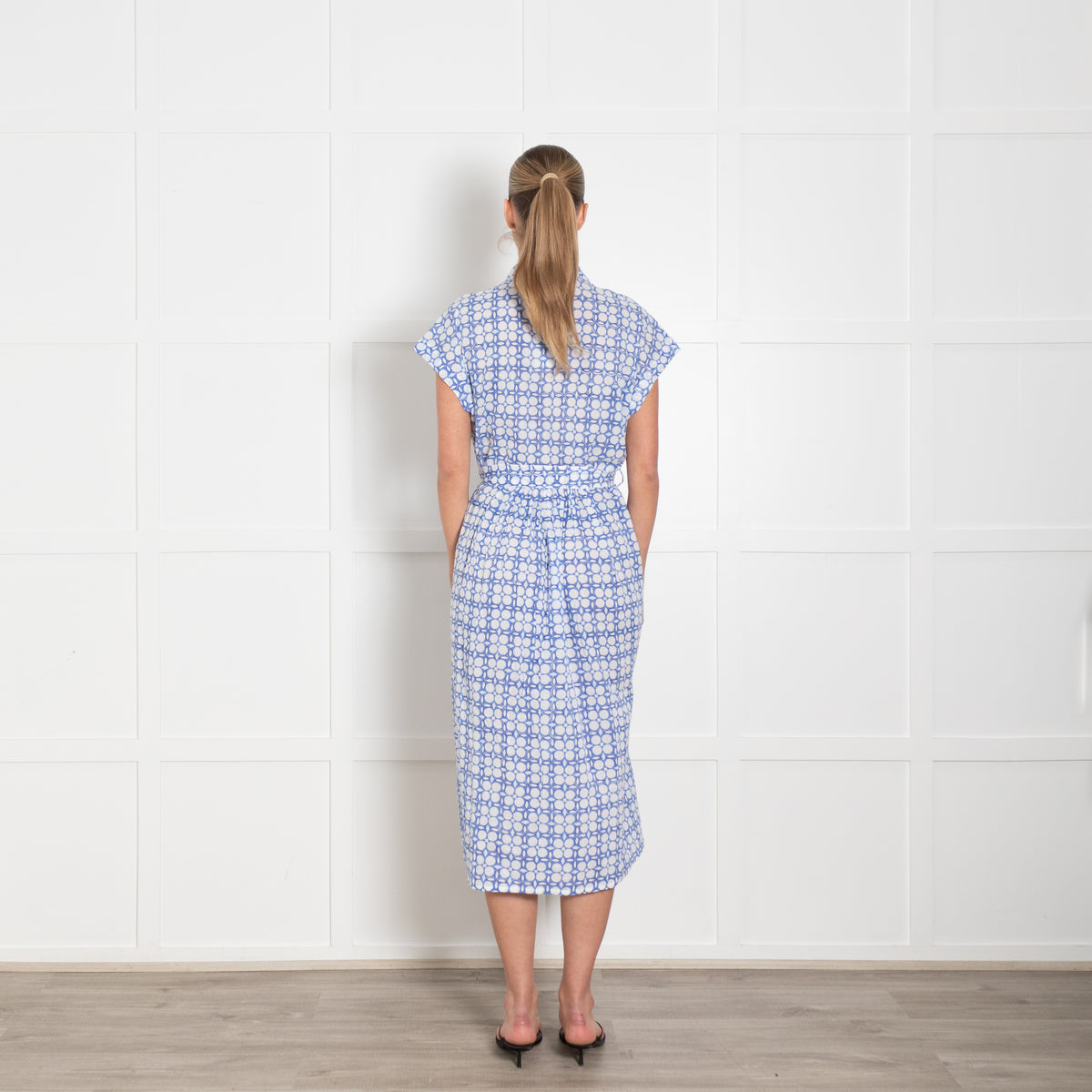 Zen Ethic Blue White Patterned Sleeveless Shirt Dress