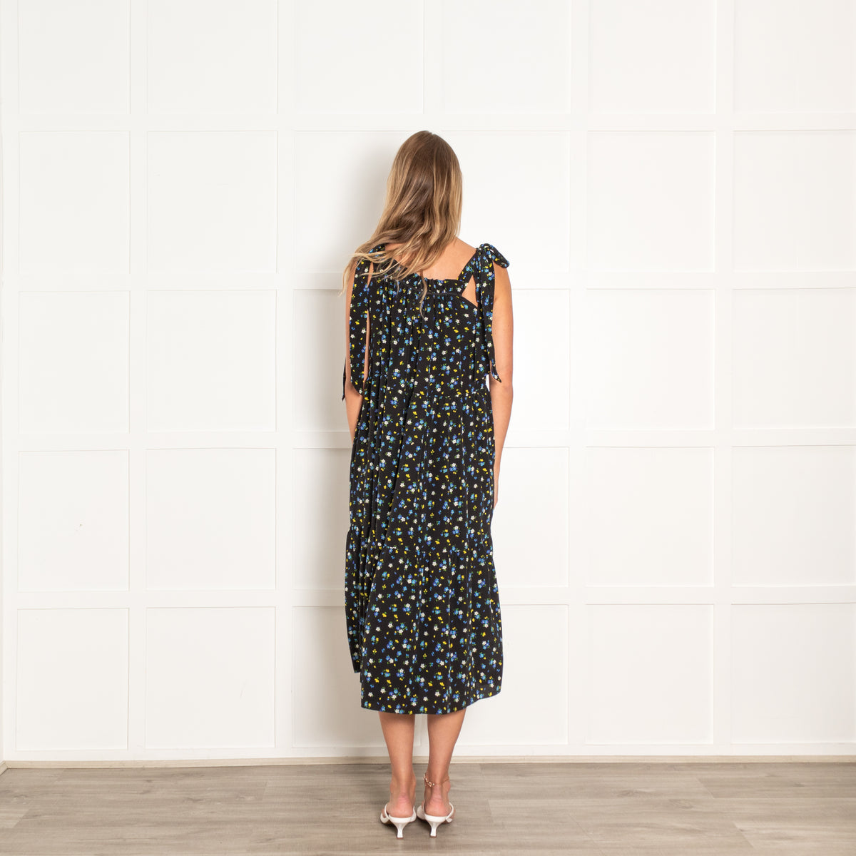 Les Reveries Black With Blue Yellow Floral Print Tiered Midi Dress With Shoulder Ties