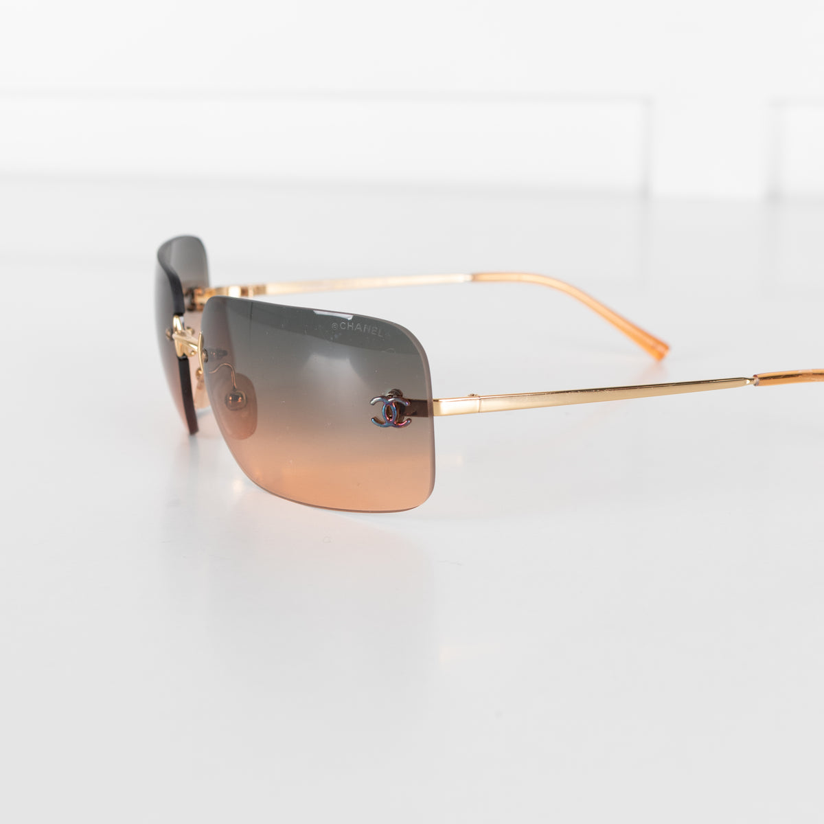 Chanel Brown Gold Tone Hardware Rimless Vintage 4017-D Sunglasses