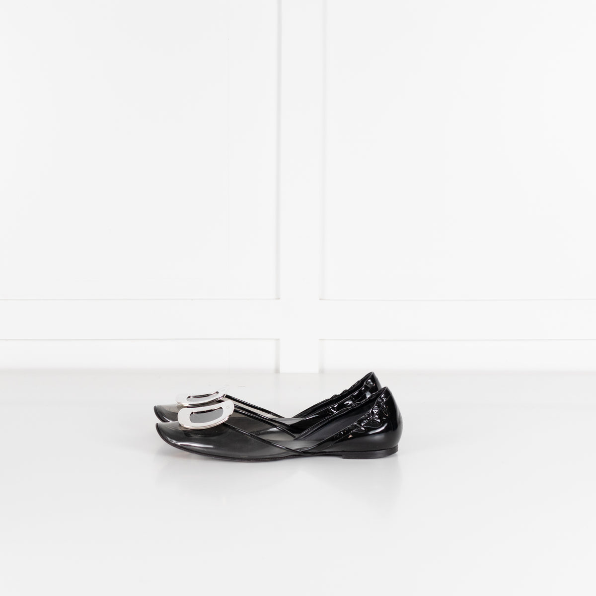 Roger Vivier Black Patent Leather And Vinyl Flat Shoes