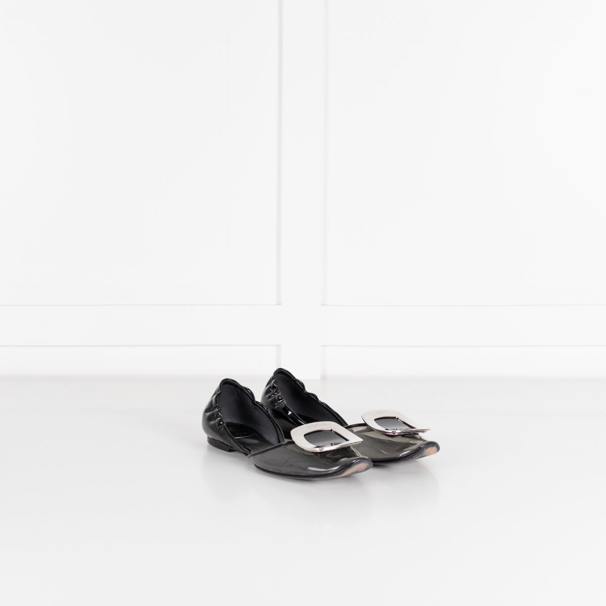Roger Vivier Black Patent Leather And Vinyl Flat Shoes