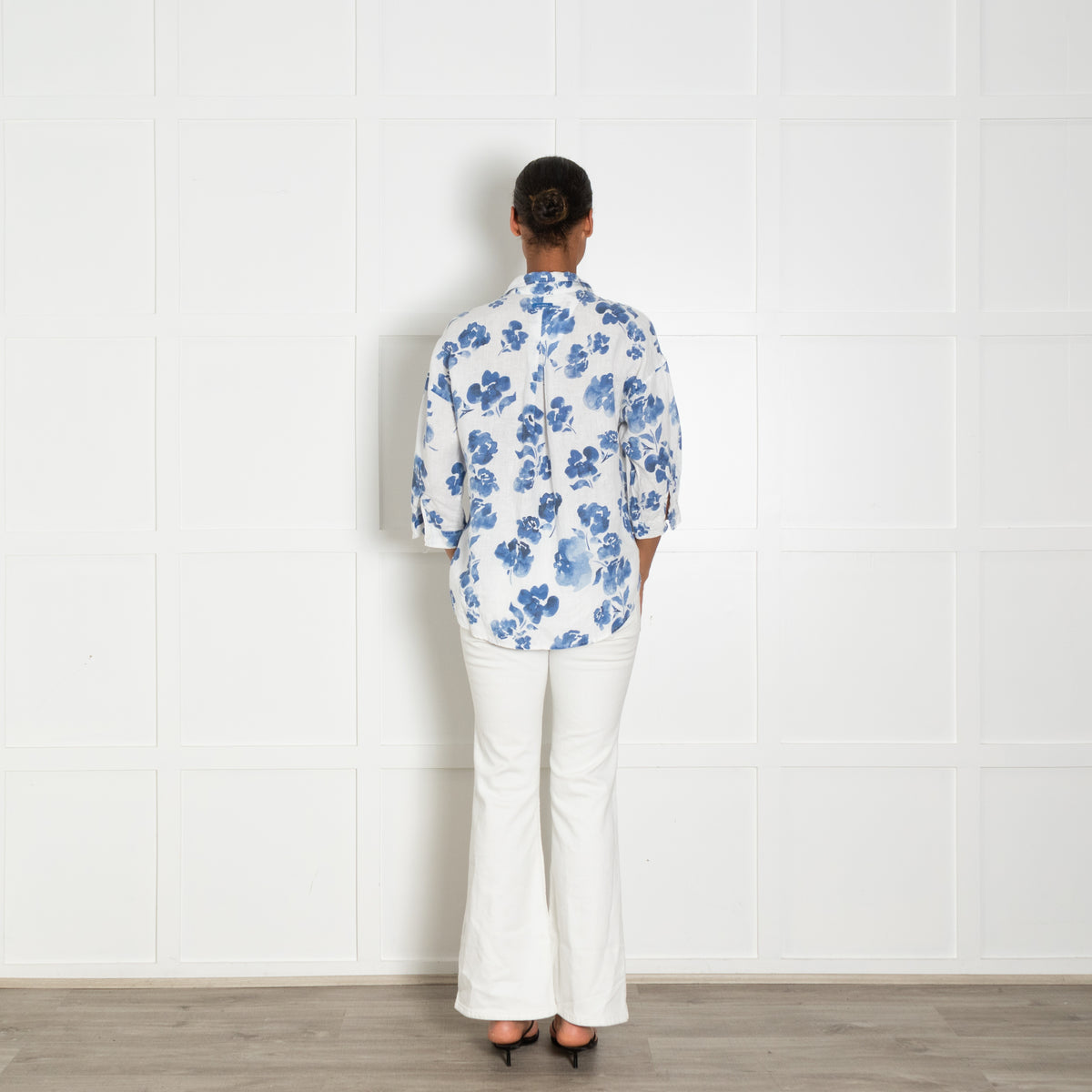 Escales White Blue Floral Linen Shirt