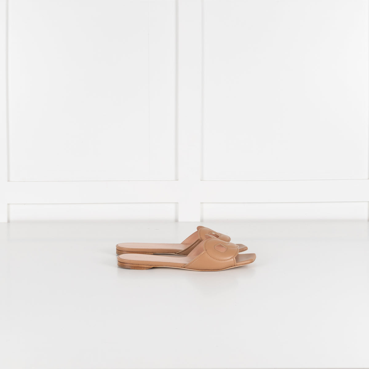 Rupert Sanderson Tan Lido Leather Flat Slider