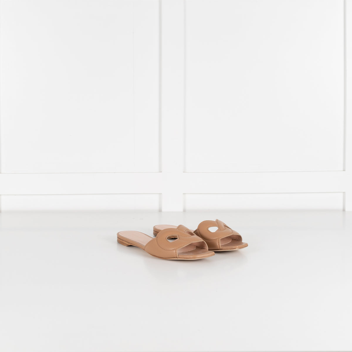 Rupert Sanderson Tan Lido Leather Flat Slider