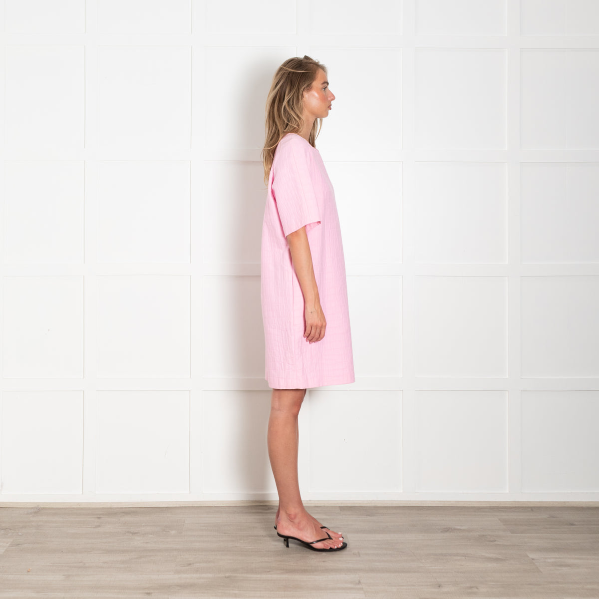 Boutique Moschino Pink Textured Short Sleeve Dress