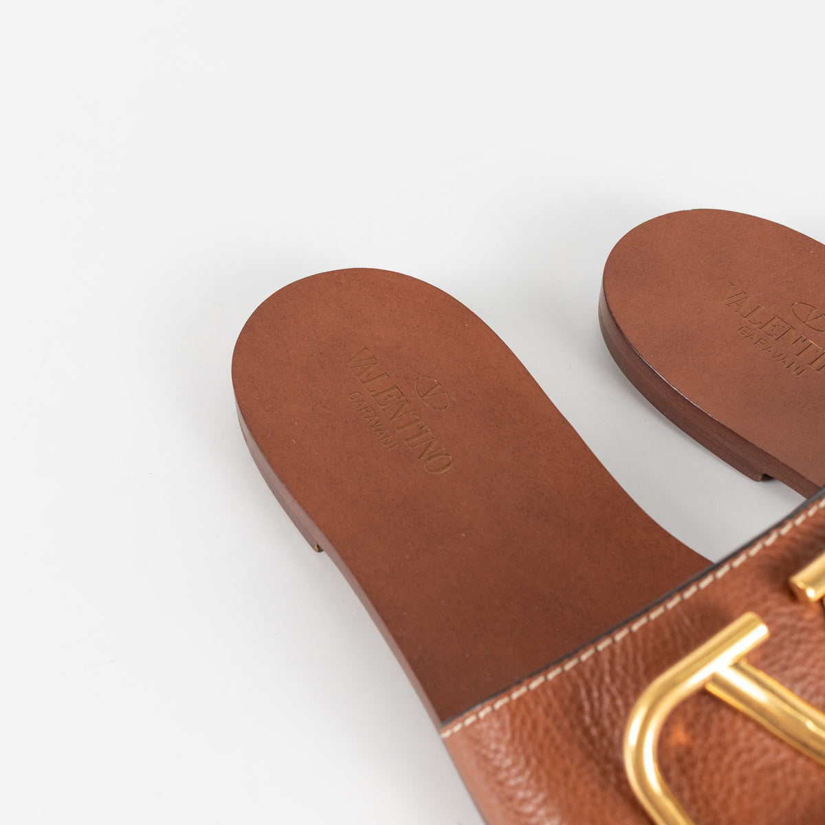 Valentino Garavani Tan V Logo Gold Slides