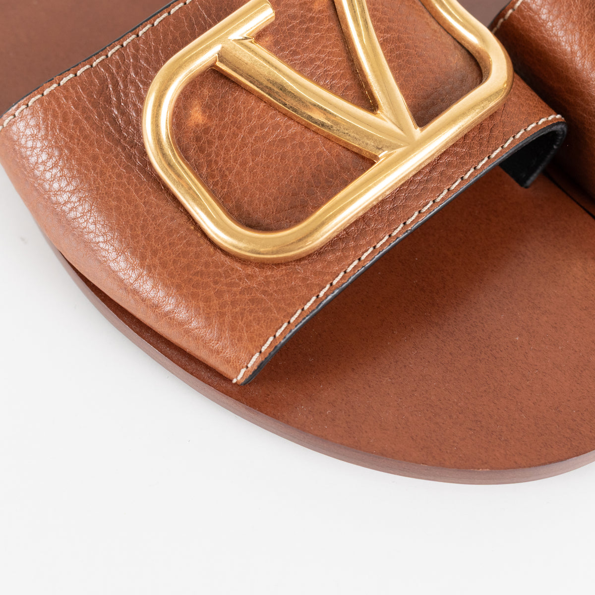 Valentino Garavani Tan V Logo Gold Slides