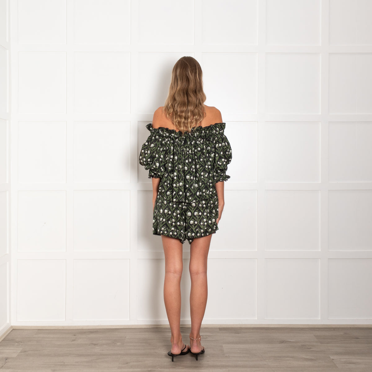 Agua Bendita Black Green White Flower Shorts
