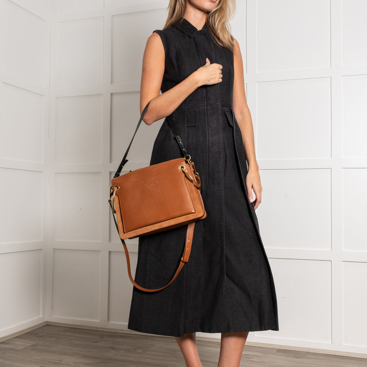 Chloe Tan Roy Gold Hardware Shoulder Bag