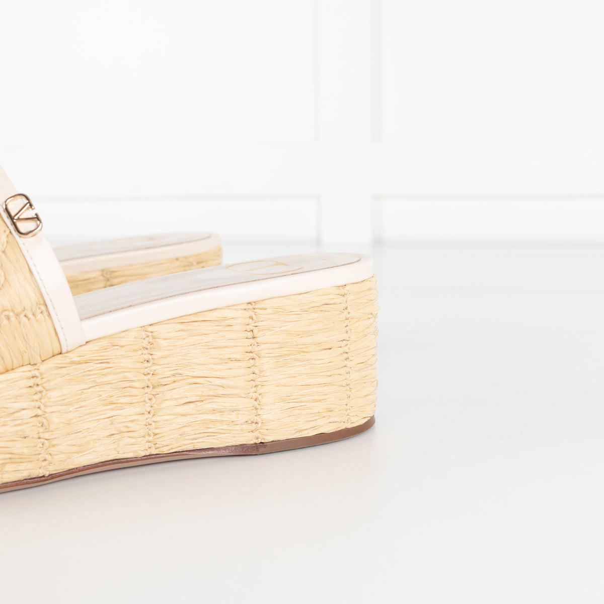 Valentino Garavani Beige Raffia Leather Platform Slides
