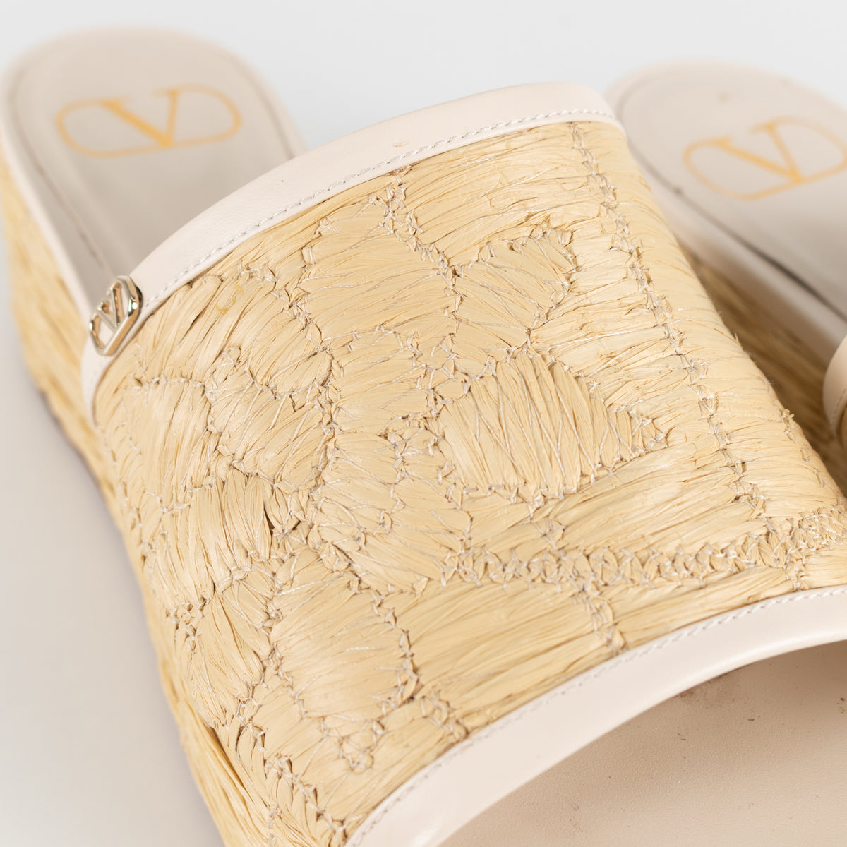 Valentino Garavani Beige Raffia Leather Platform Slides