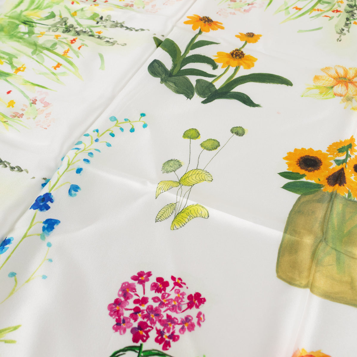 Lafayette 148 Cream Green Floral Silk Scarf