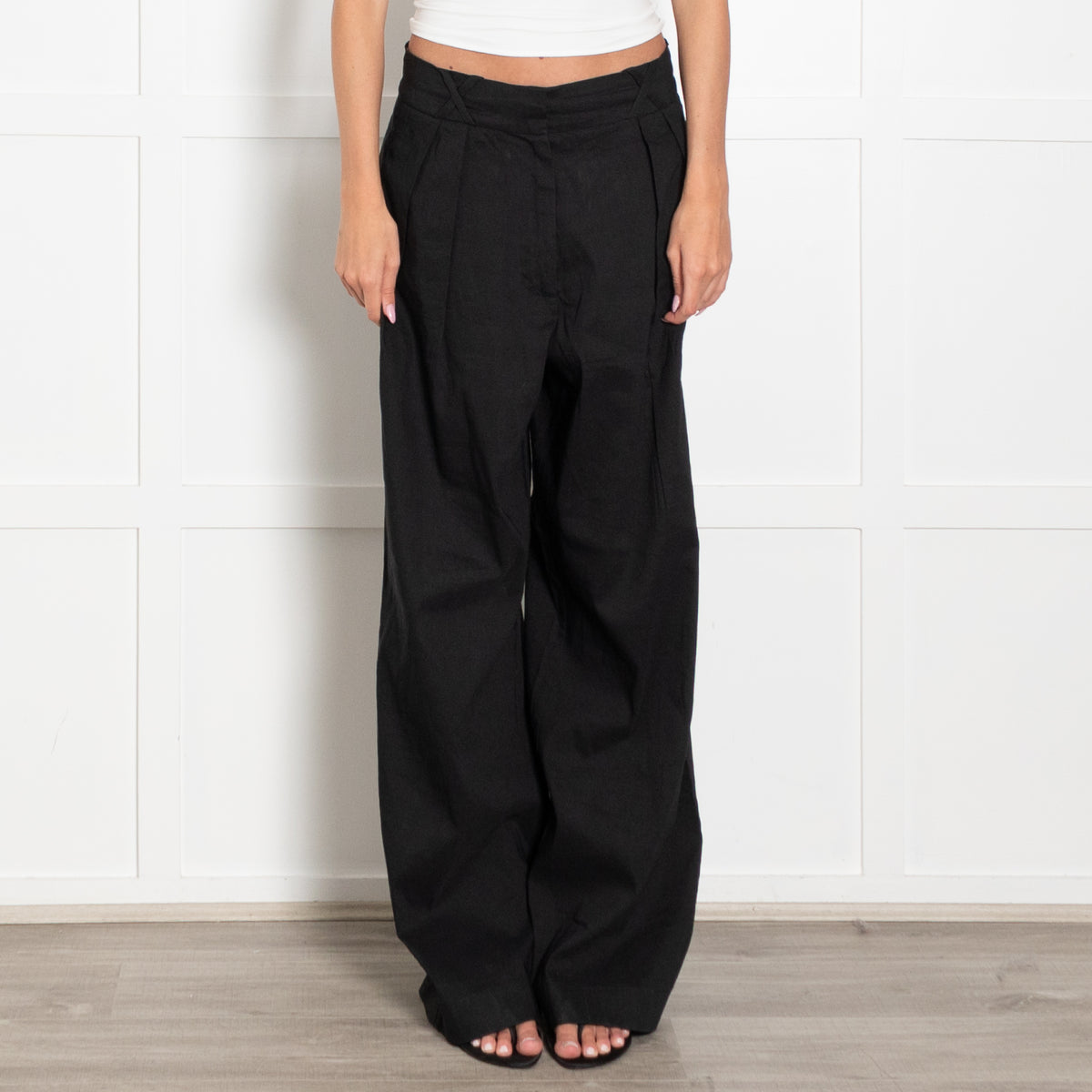 Rohe Black Linen Blend Pleated Front Wide Leg Trousers