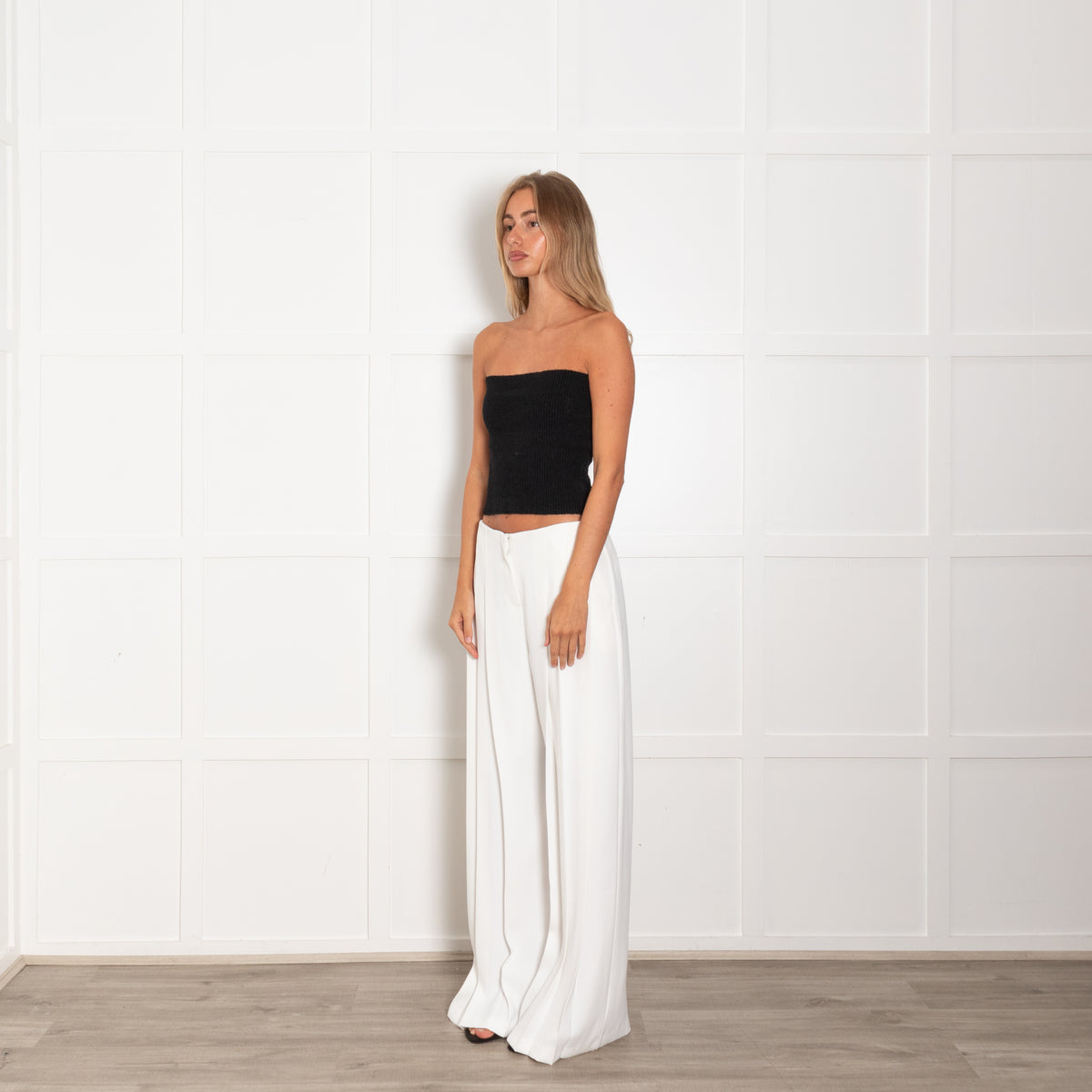 The Frankie Shop White Front Pleat Detail Trousers
