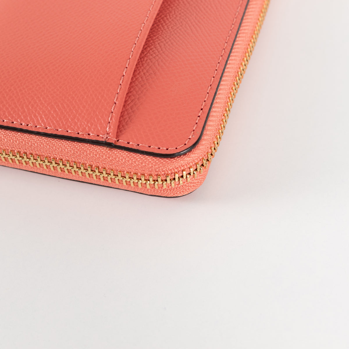 Michael Kors Coral Pebbled Leather Gold Zip Wallet With Front Pocket