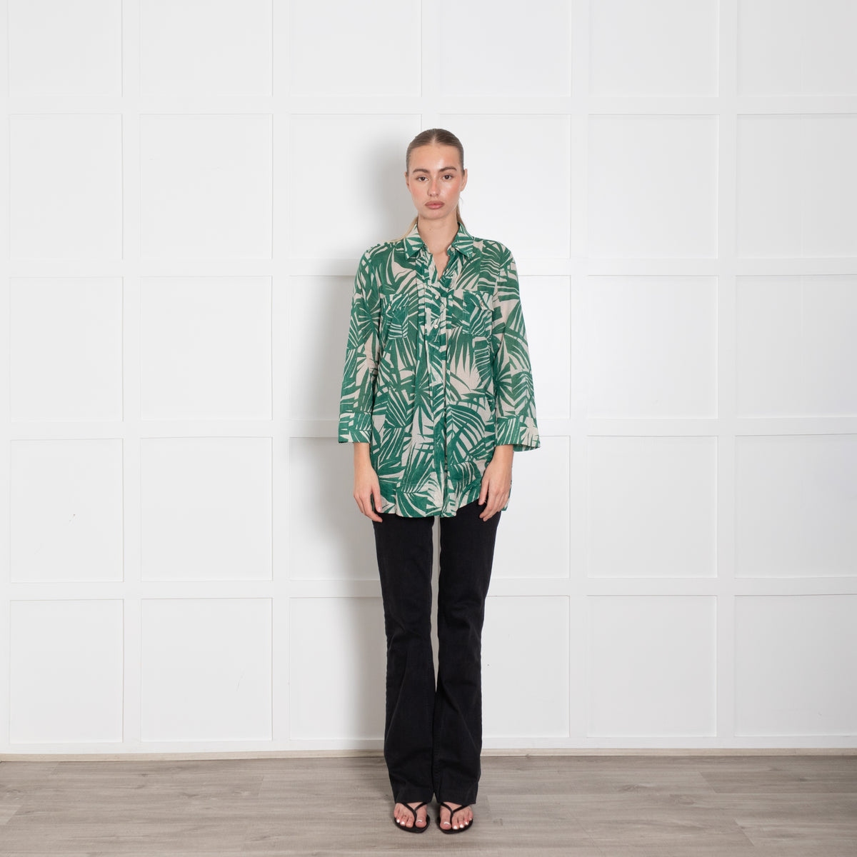 Weekend Max Mara Beige Green Palm Leaf Print Blouse