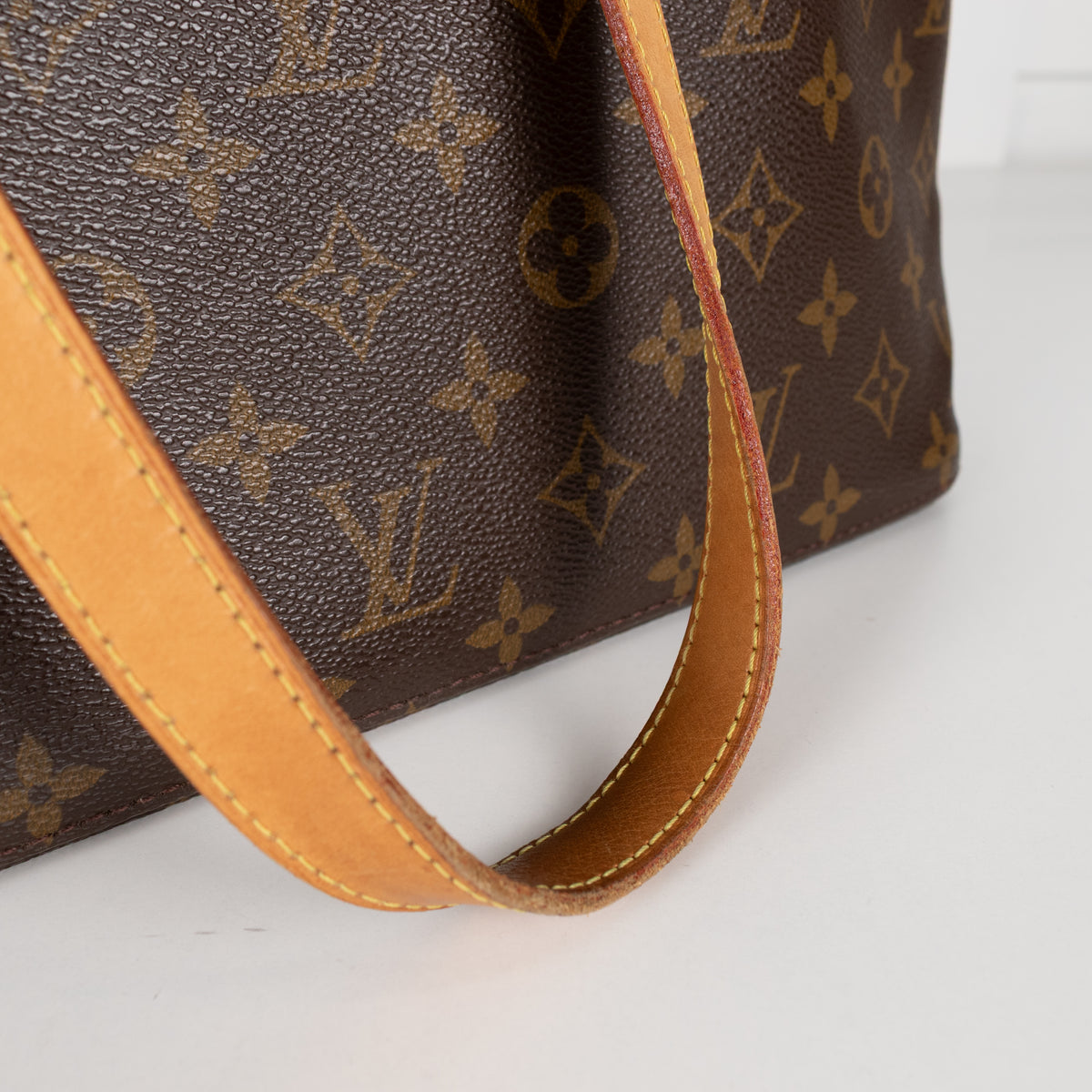 Louis Vuitton Monogram Vintage Luco Tote Bag