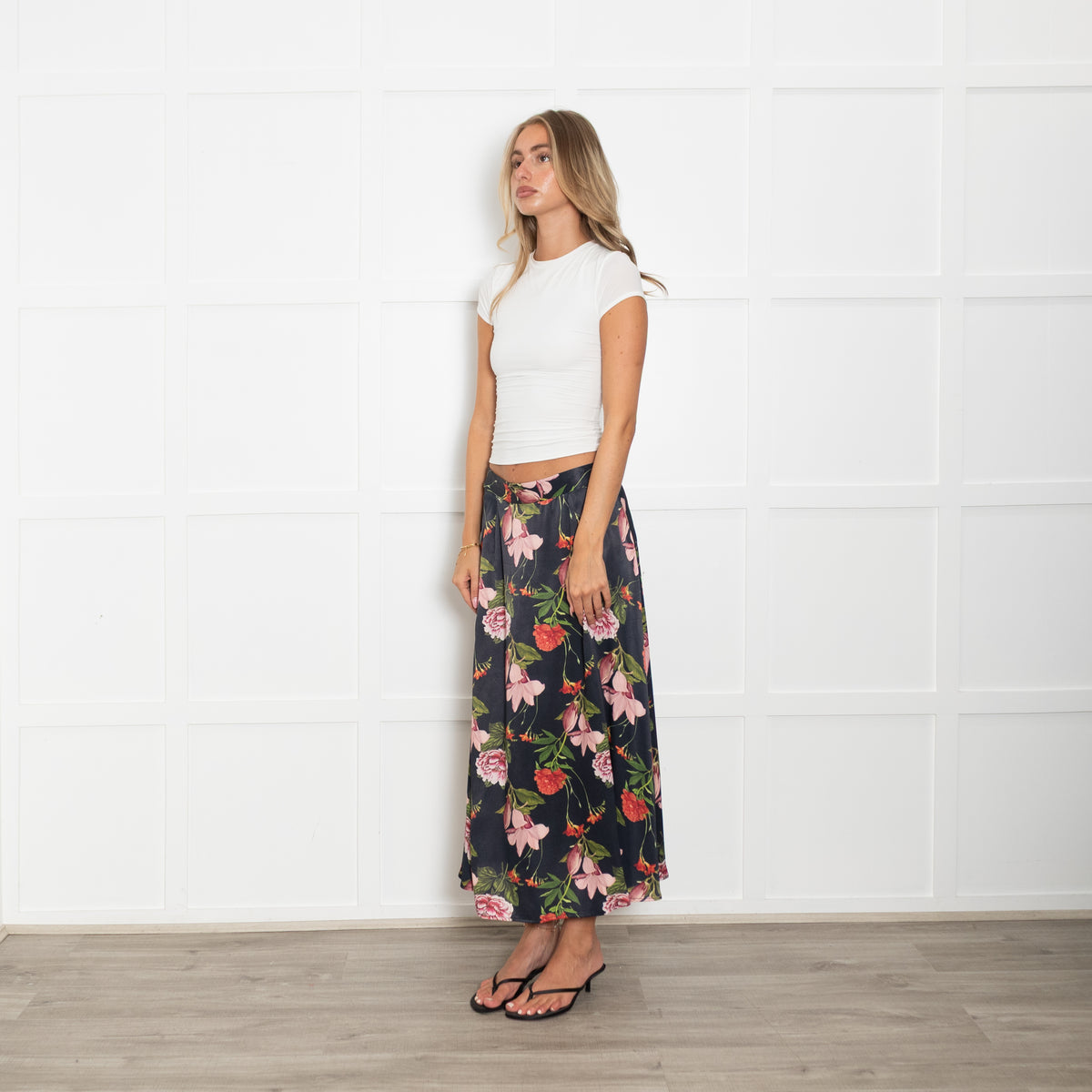JUST Female Blue With Red Flower Print Skirt