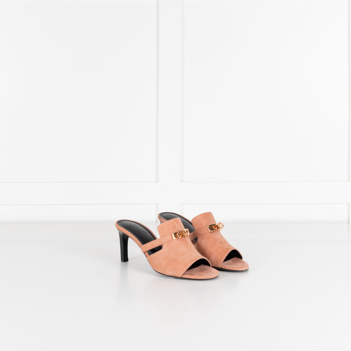 Hermes Blush Pink Suede Cute Heeled Sandals