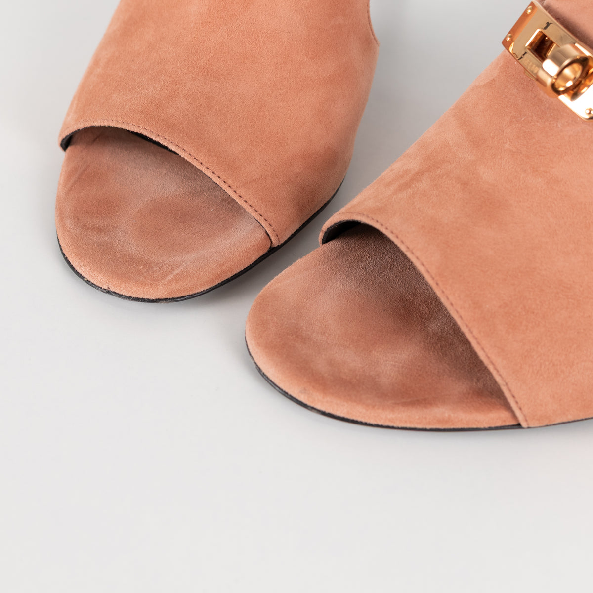 Hermes Blush Pink Suede Cute Heeled Sandals