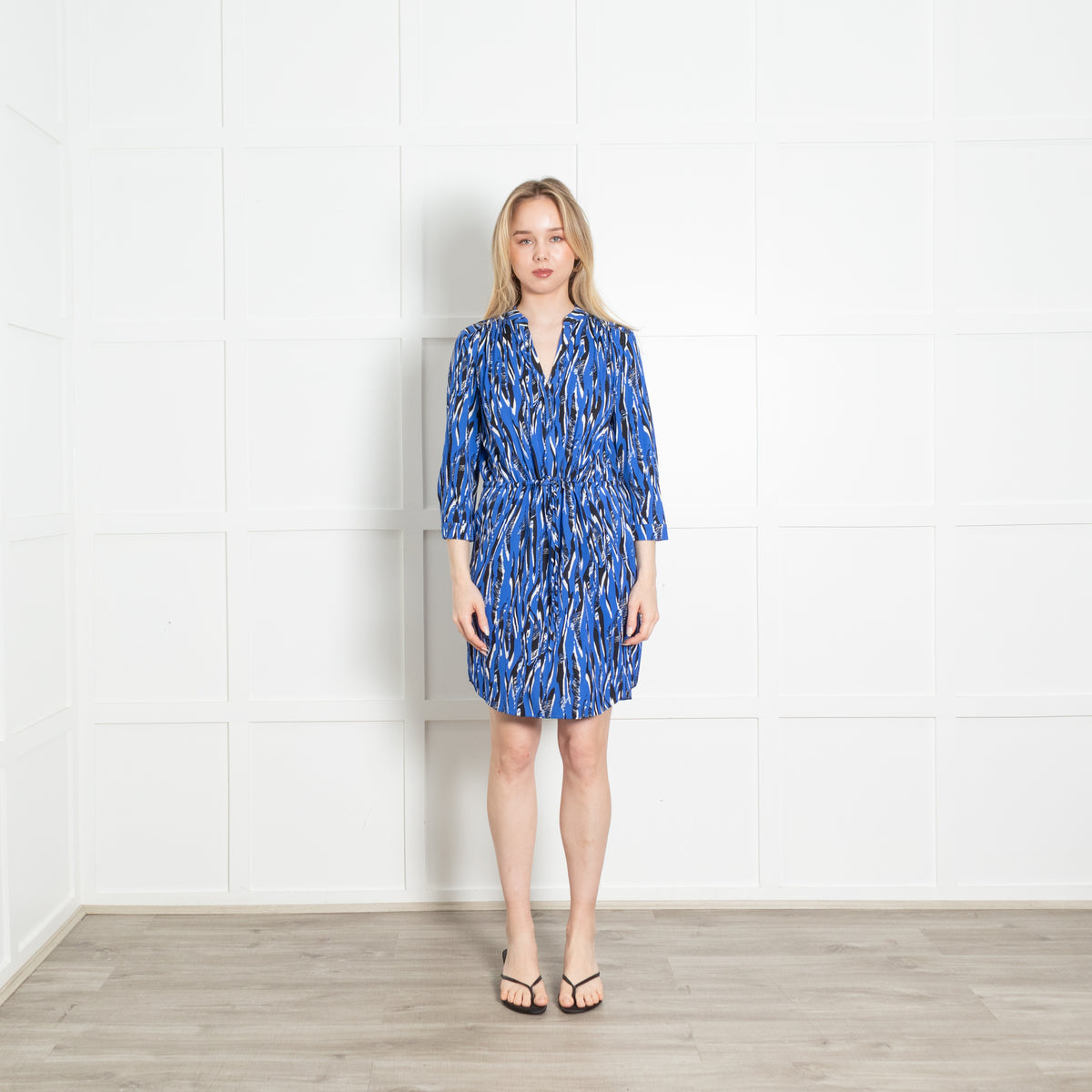 Diane Von Furstenberg Blue Black White Abstract Print Short Dress