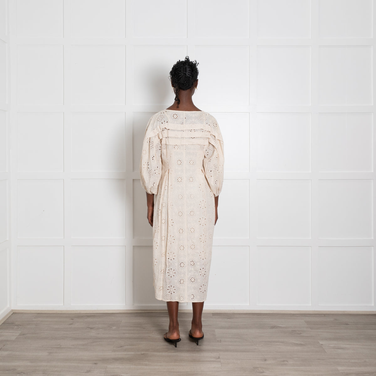 Wyse Cream Broderie Anglaise Midi Dress