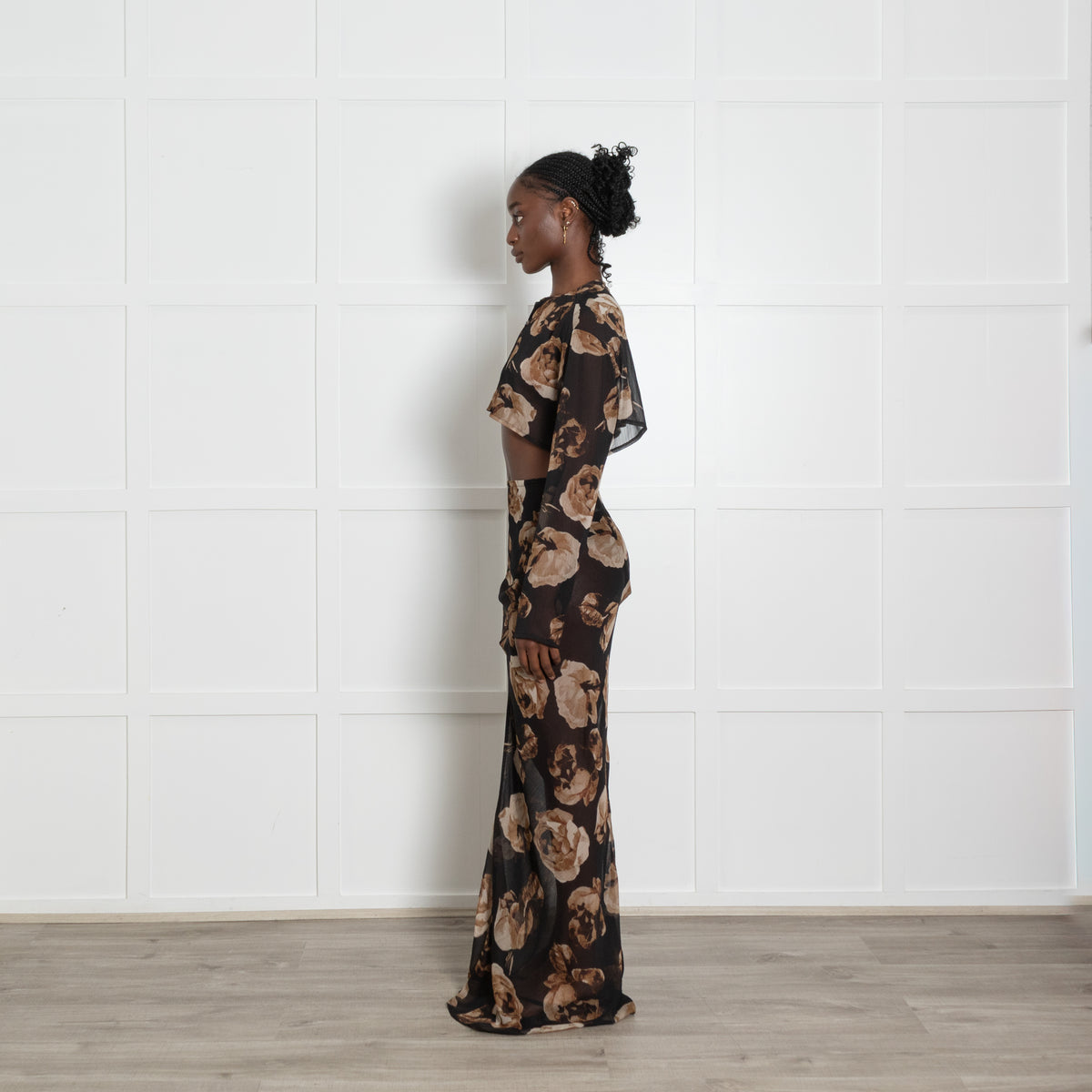 Hyphen Studio Black Floral Print Crop Top and Maxi Skirt Set