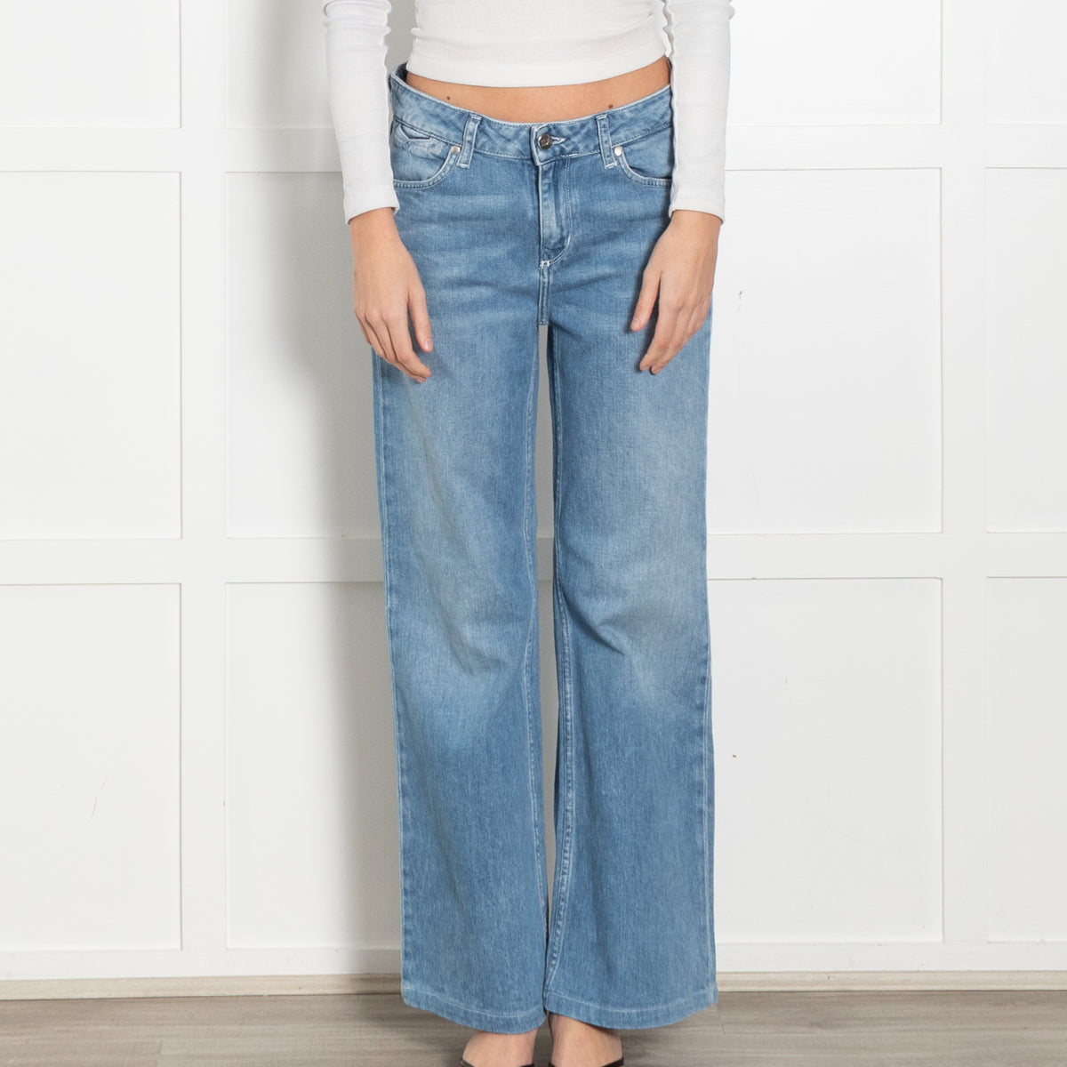 Donna Ida Adelaide Stretch Blue Jeans With Heart Pocket Detail