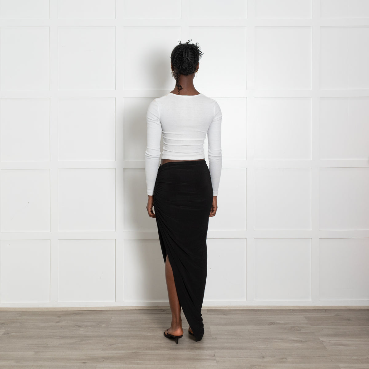 Norma Kamali Black Stretch Ruched Back Midi Skirt