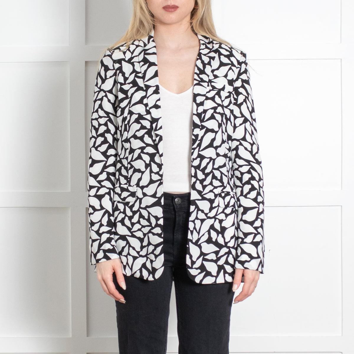 Diane Von Furstenberg White Black Lip Print Blazer