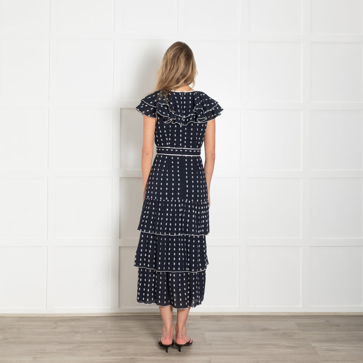 Neve & Noor Navy White Frill Trim Sleeveless Midi Dress